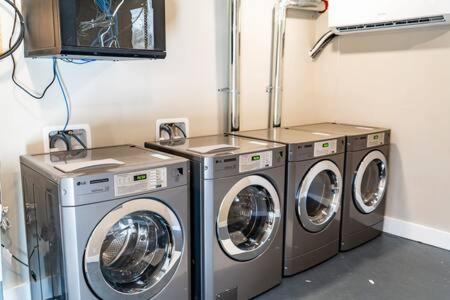 Modern And Convenient Norwood Knox Apartment น็อกซ์วิลล์ ภายนอก รูปภาพ